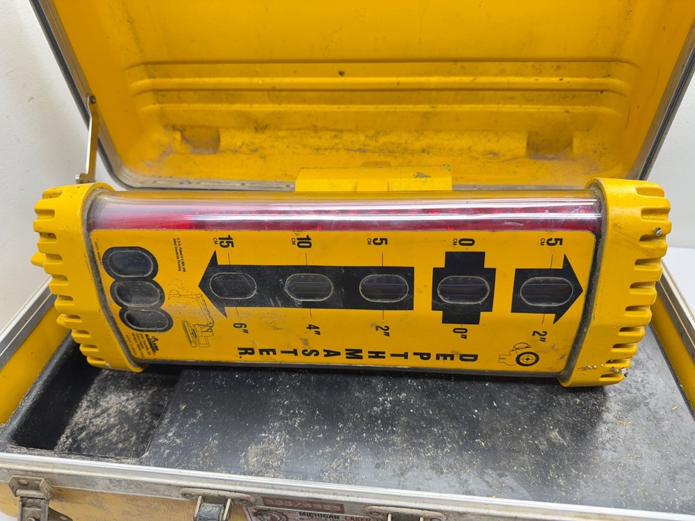 Laser Alignment Depthmaster ASSY 40500-01 Yellow Case Receiver UNTESTED READ