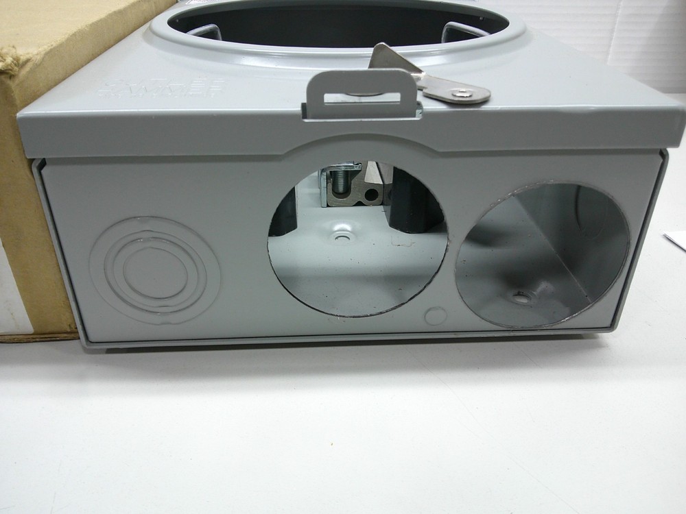 Eaton 125A Meter Socket 1006385BCH Solid Top 600V Rating