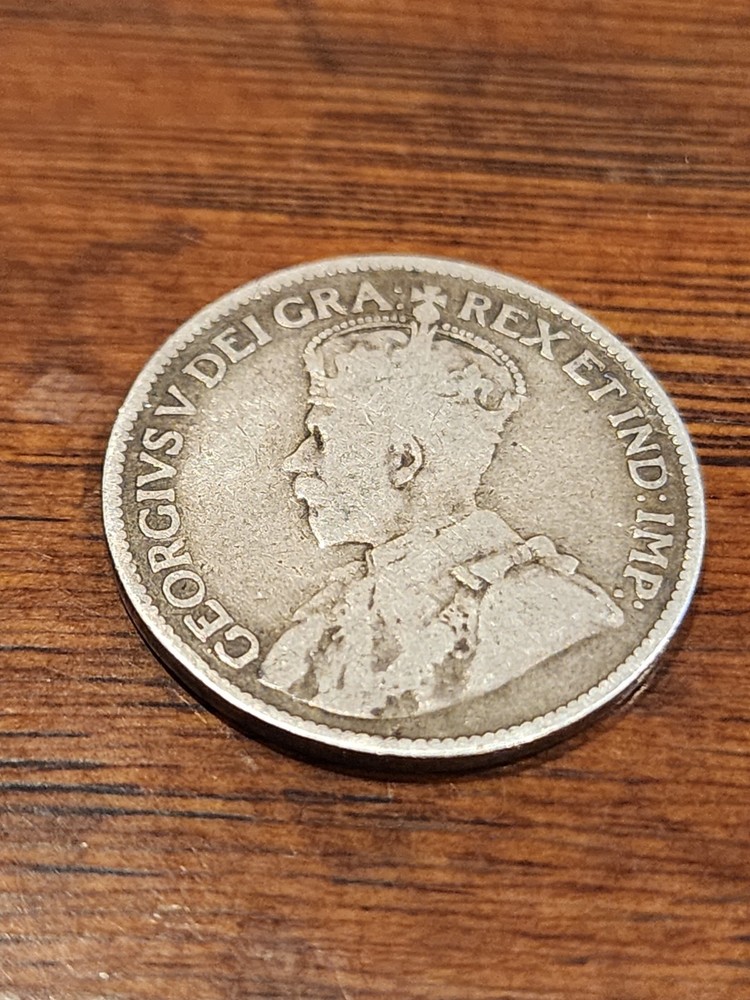 1919 Canada 25 Cents Silver Coin