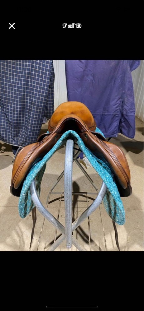 Devacoux Chiberta Jump Saddle 17.5 Medium Tree Great Condition Used