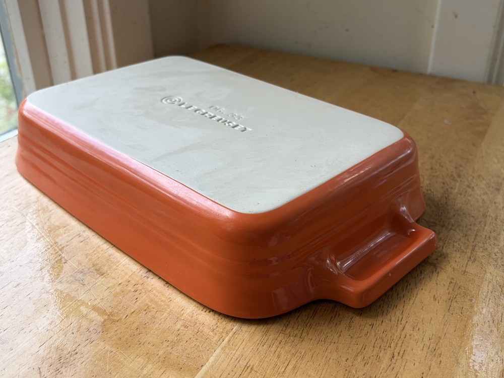 New - Le Creuset Flame Orange Rectangular Baking Dish 10x7 Stoneware