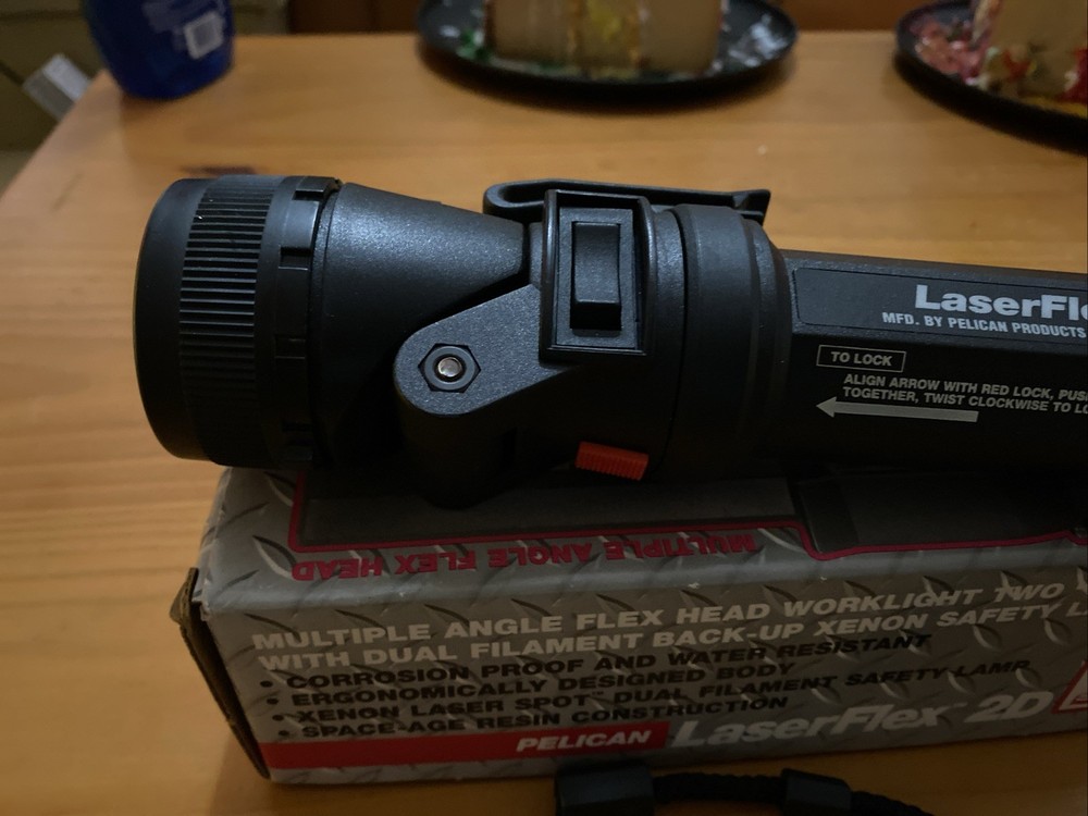 pelican LASER FLEX 2D WORK LIGHT