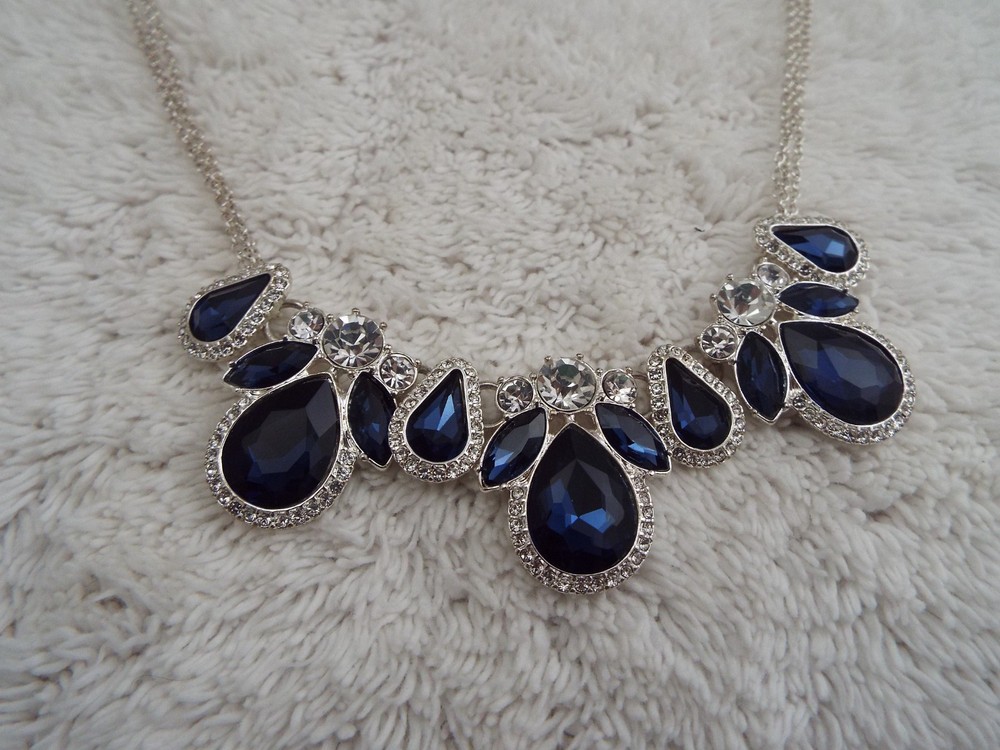 BELLA Silvertone Blue Rhinestone Scoop  Necklace