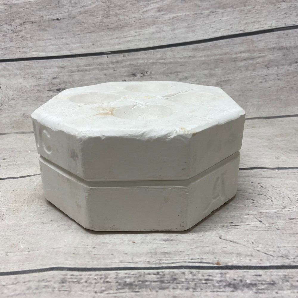 Atlantic Mold Ceramic Slip Casting Mold Four Eggs #A-257