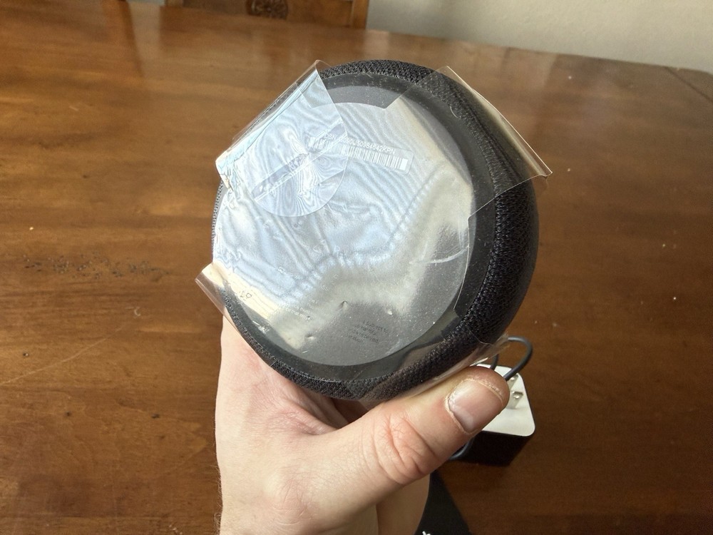 Amazon Echo Dot (3rd Generation) Smart Speaker - Charcoal