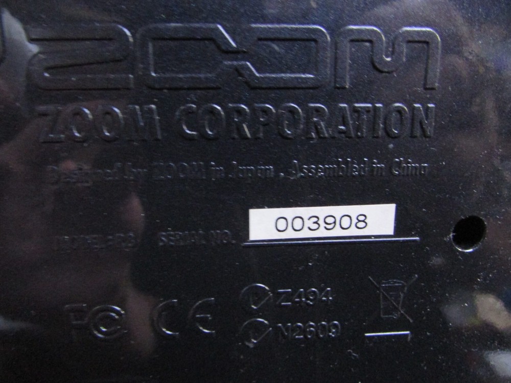 Zoom R8 Eight-Track Digital Recorder