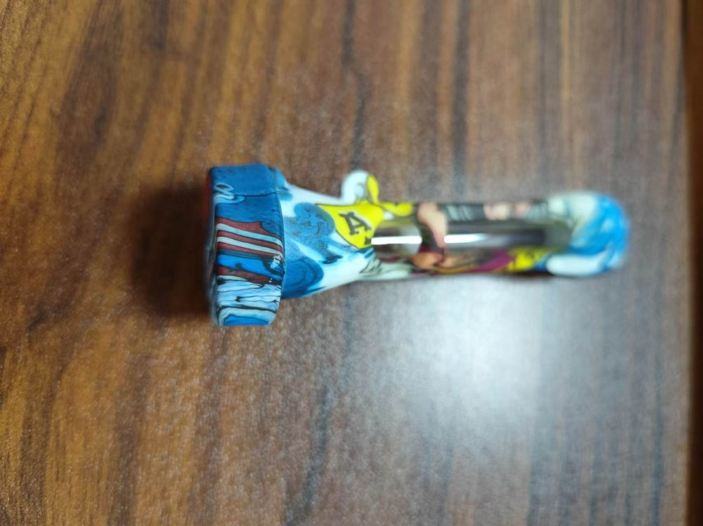 Randomized Print Portable Silicone Cigarette Pipe with Cap Durable Fast Shipping