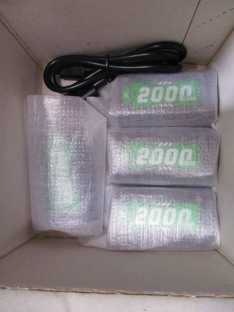 Rechargeable Battery Pack For Xbox One Controller 4*2000mah With Charger GAR