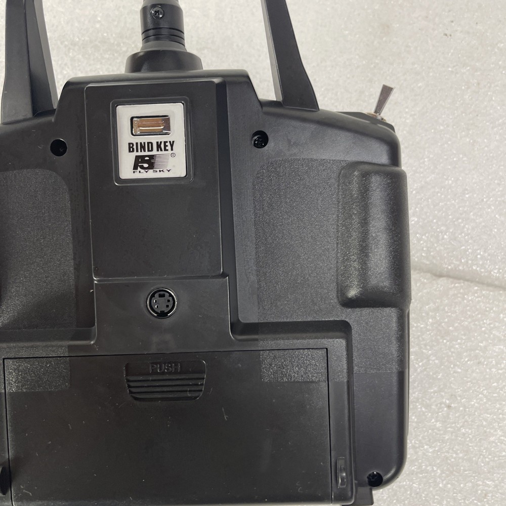 FlySky FS-T6 RC Transmitter – Powers On