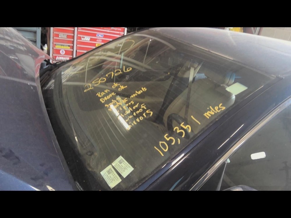 GENESIS 2011 Transmission Shift 730672