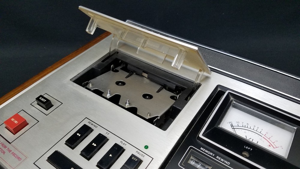 VINTAGE TECHNICS BY PANASONIC DIRECT DRIVE CASSETTE STEREO DECK RS-276US