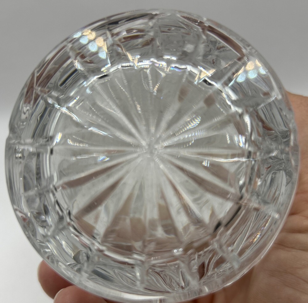 Cut glassPinwheel pattern creamer
