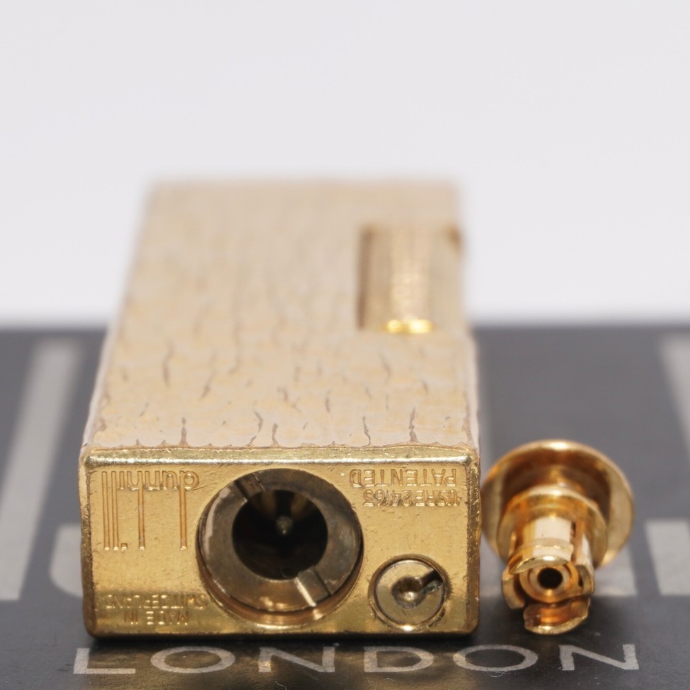 Dunhill Lighter Gold Bark Pattern-Ultrasonically Cleaned_Working