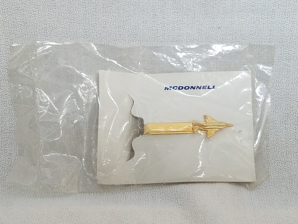MCDONNELL Aircraft Tie Bar - (Sealed)