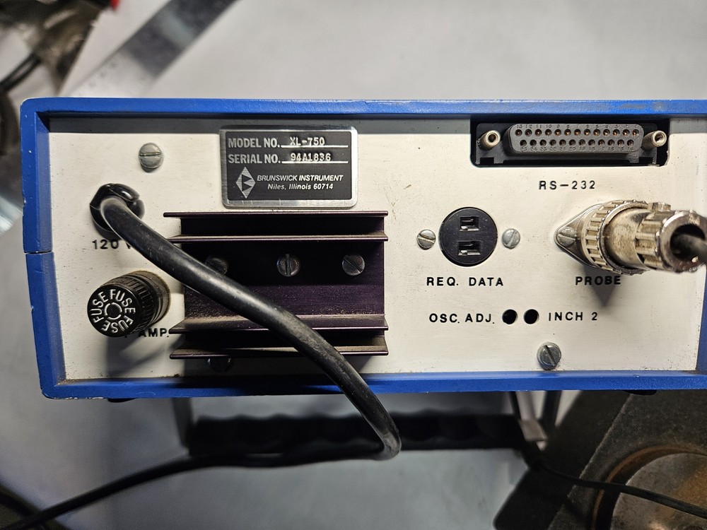 Brunswick Instrument Xl-750 Digital Comparator