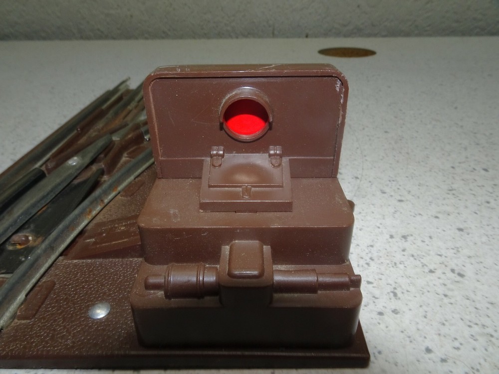 Lionel #5122 remote control switch