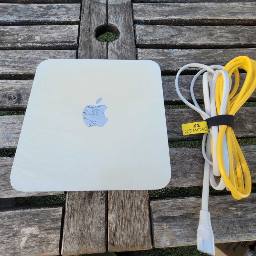 APPLE TIME CAPSULE 2TB A1409 - With power cord - Tested and Works!