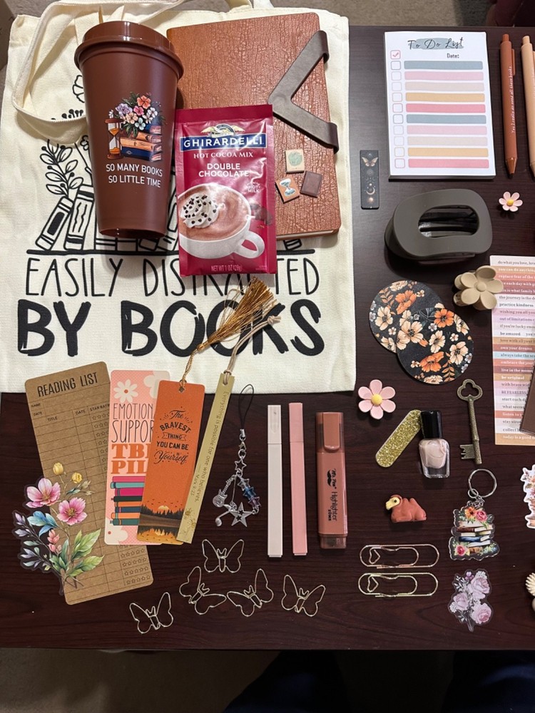 Bookish Bundle: Hot Cocoa Theme