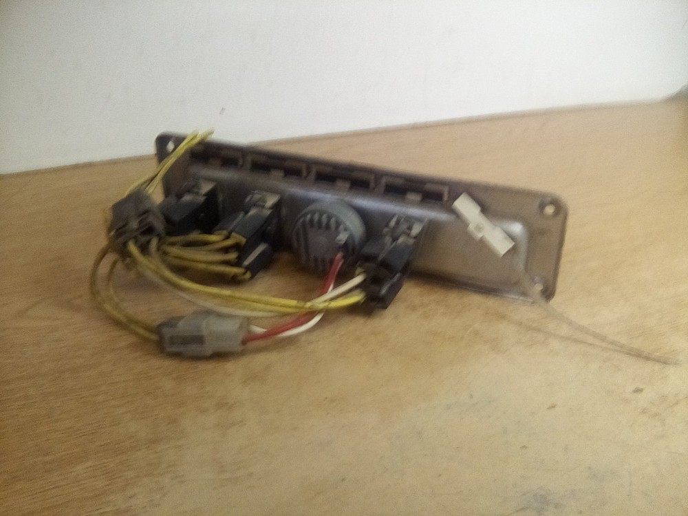 1994 Freightliner FLD 22-25266-004 Dash Switch Panel