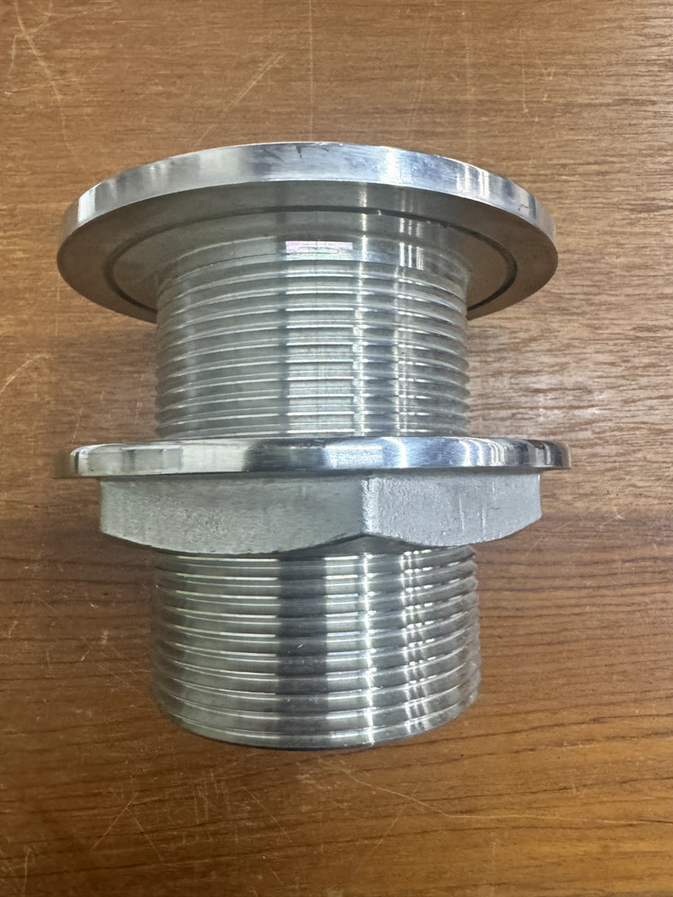 Stainless Steel Thru Hull Connection with 2 3/4" Pipe Fitting