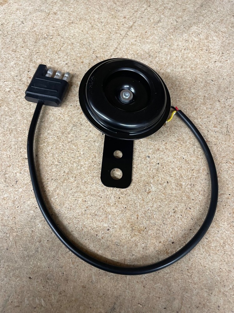 Horn Prank Plugs Into Trailer Wiring