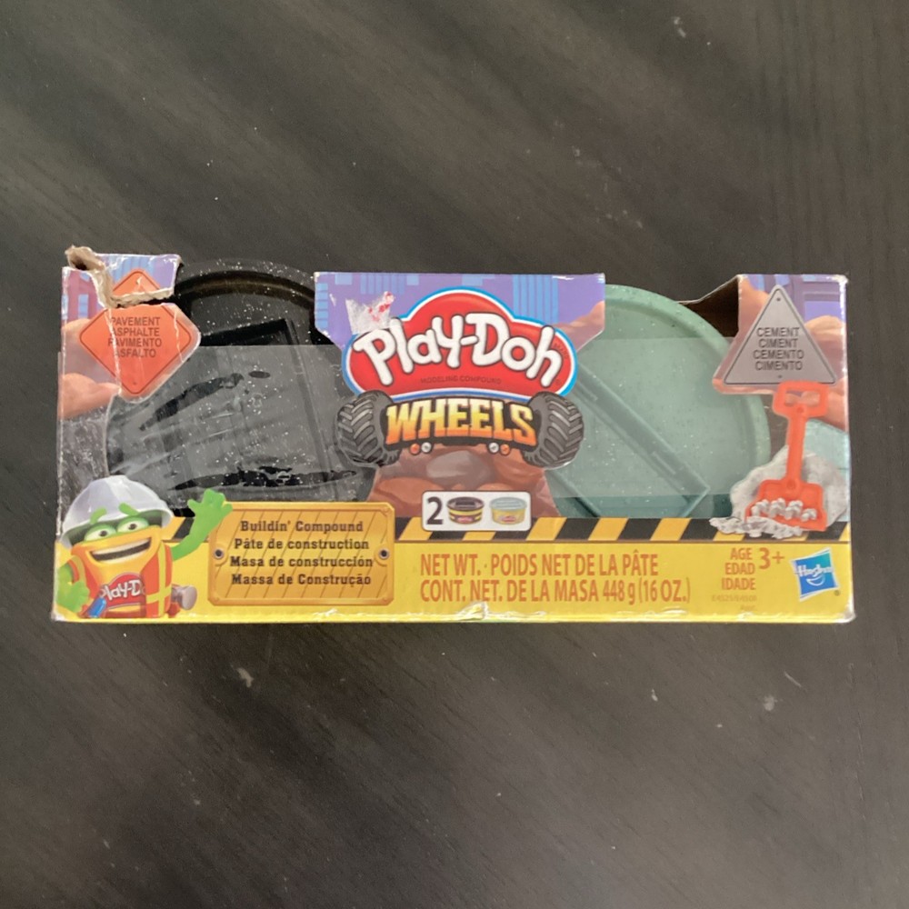 Play-Doh Wheels Modeling Compound Set 2-Pack Construction Theme