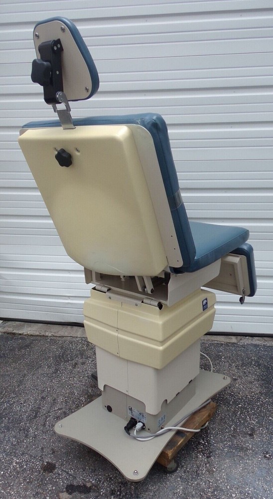 MTI ELECTRIC MEDICALGYNECOLOGICAL EXAMINATION TABLE- PROGRAMMABLE