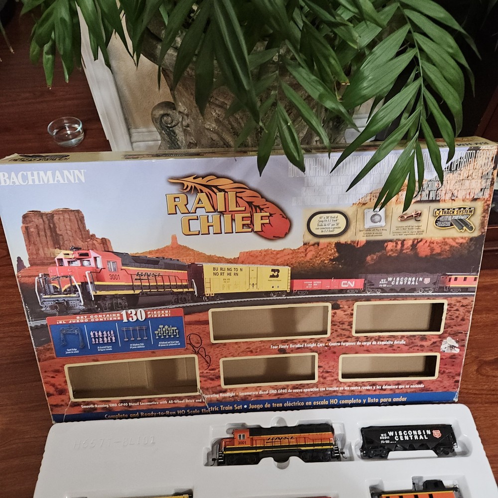 Bachmann Rail Chief HO Scale Train Set -WORKING Read Full Description at Bottom