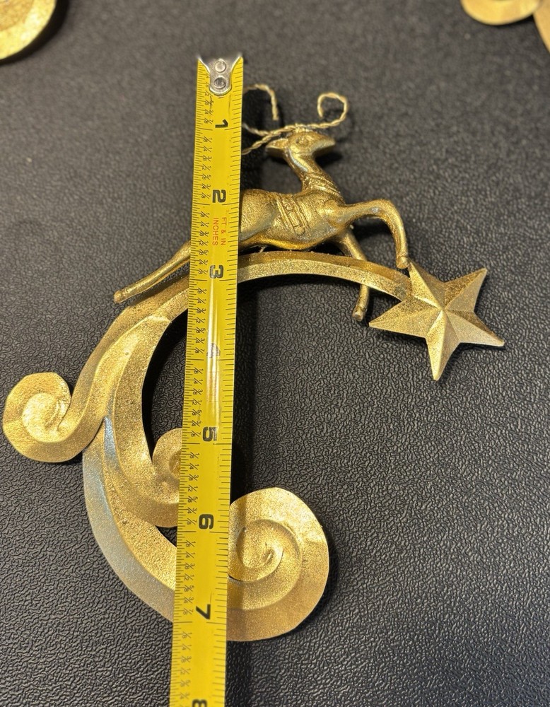 4 Gold Reindeer Decoration