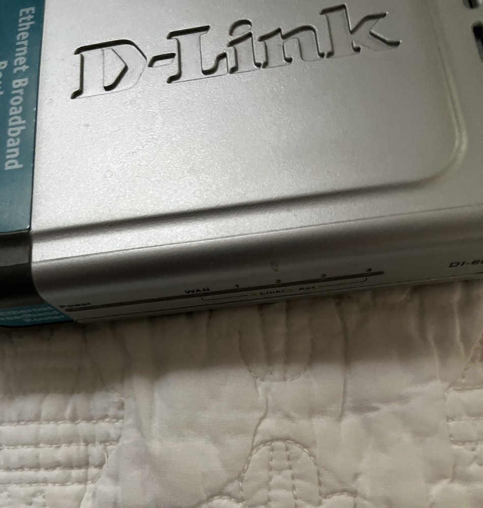 D-Link DI-604 4-Port 10/100 Wired Router