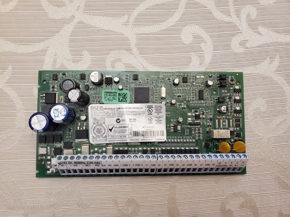 DSC PC1864 V4.22 PowerSeries 8-84 Zone Alarm System Board Only