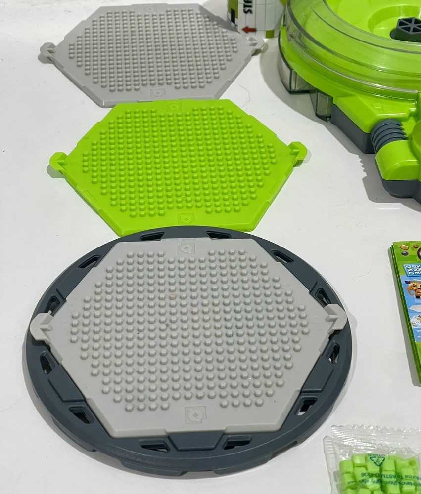 Qixels Turbo Spin Dryer Lot, Beads, Templates