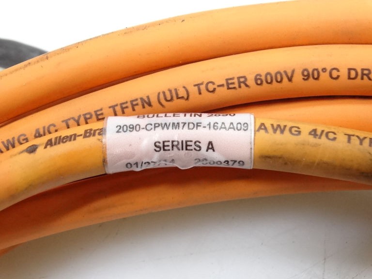 ALLEN BRADLEY 2090-CPWM7DF-16AA09 Cable
