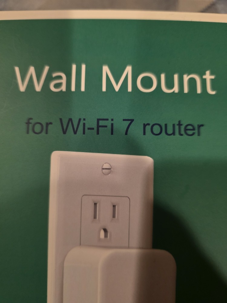 Outlet Wall Mount For Wifi 7 Router