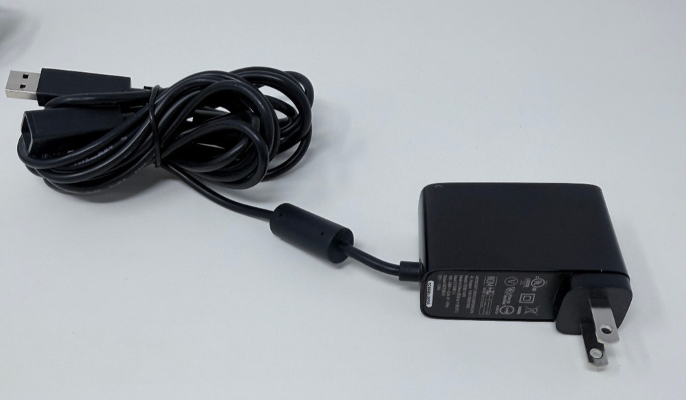 Microsoft Kinect Sensor Xbox 360 & Kinect Adventures- TESTED & WORKS