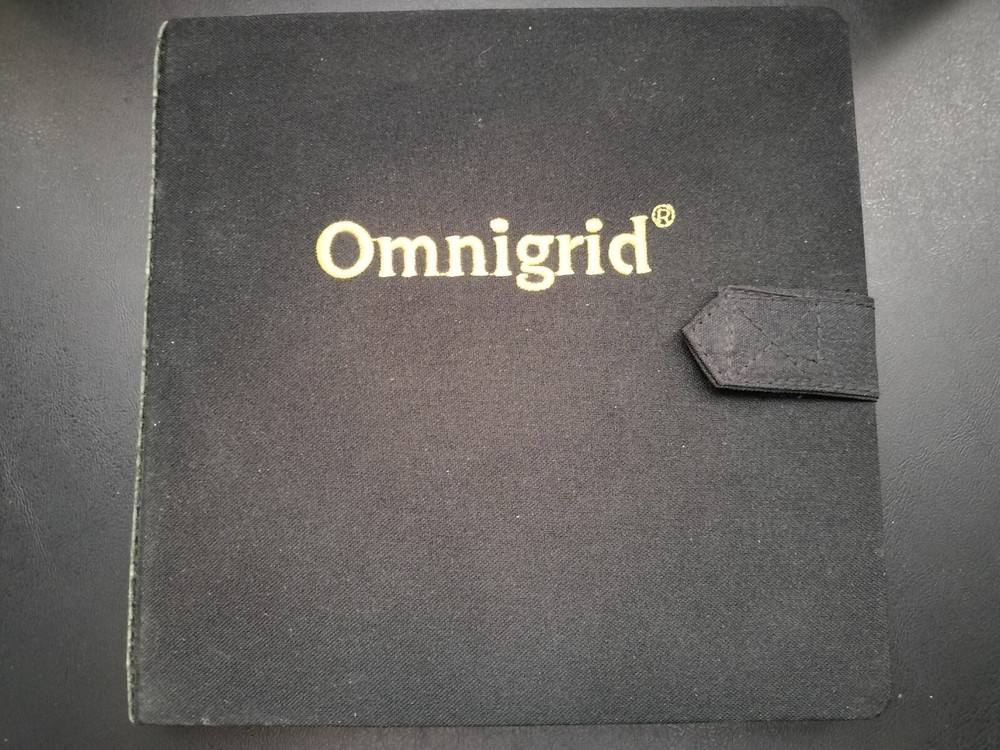 Omnigrid Mini Folding Travel Cutting Mat 7.5" X 7.25"