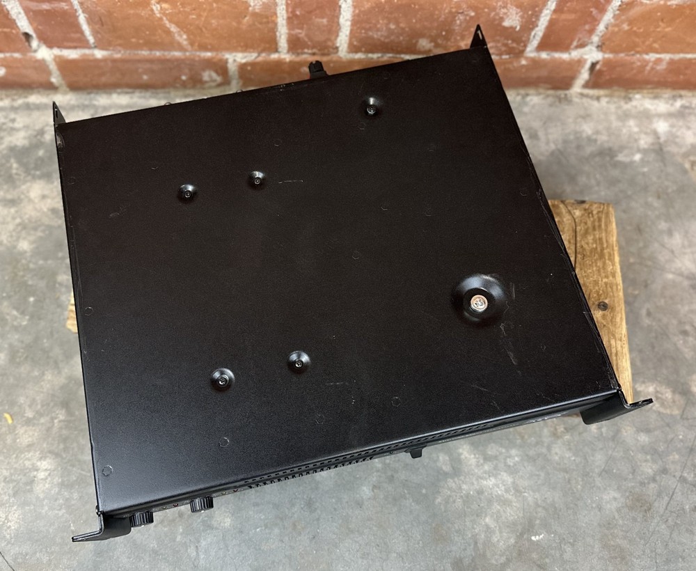 QSC RMX1450 2-Channel Power Amplifier