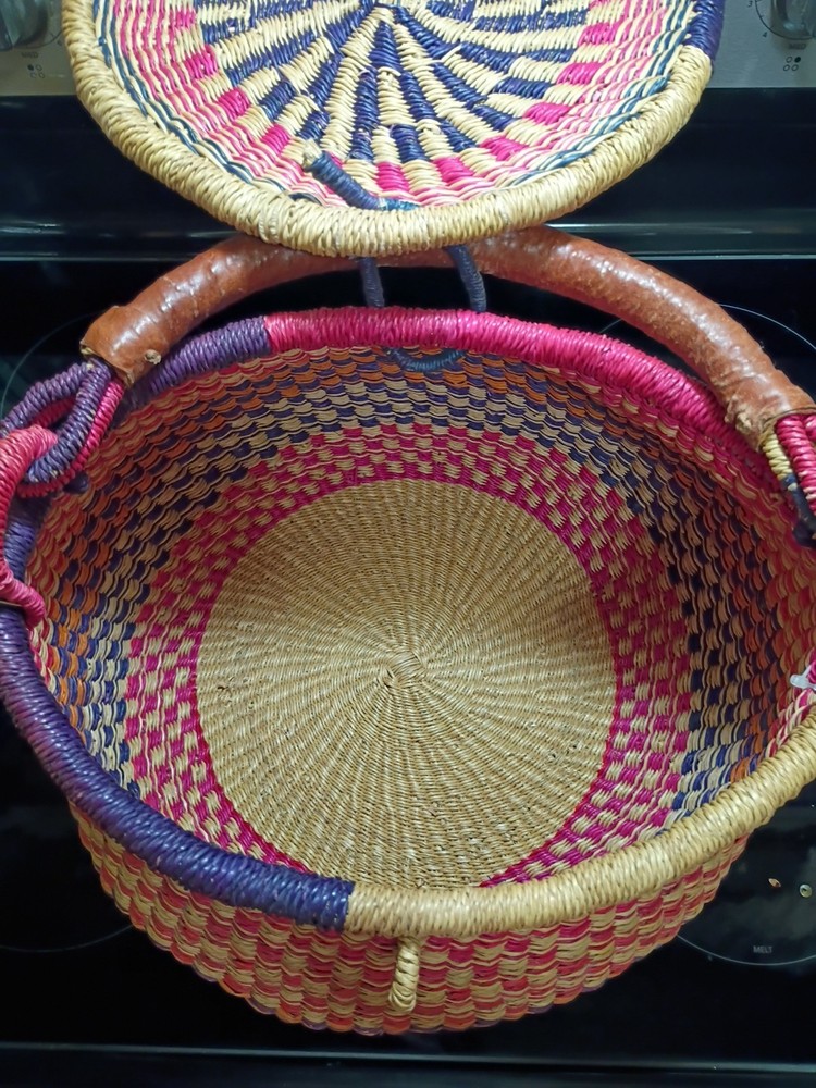 Colorful Pot Style Covered Basket
