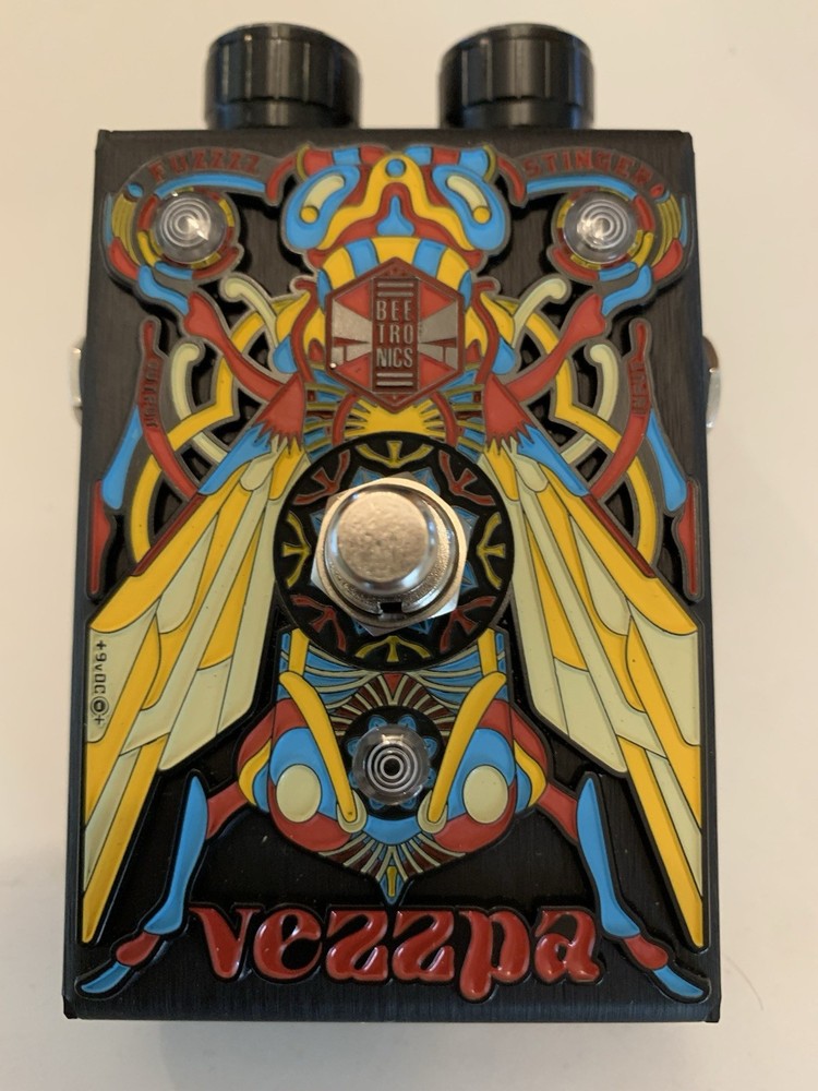Beetronics VEZZPA Guitar Fuzz Effects Pedal Octave Stinger New!