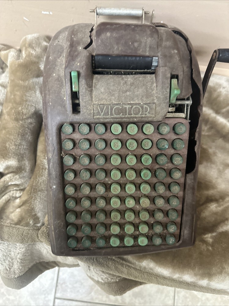 Vintage Victor Adding Machine Hand Crank 8 Rows Column Sold As Is