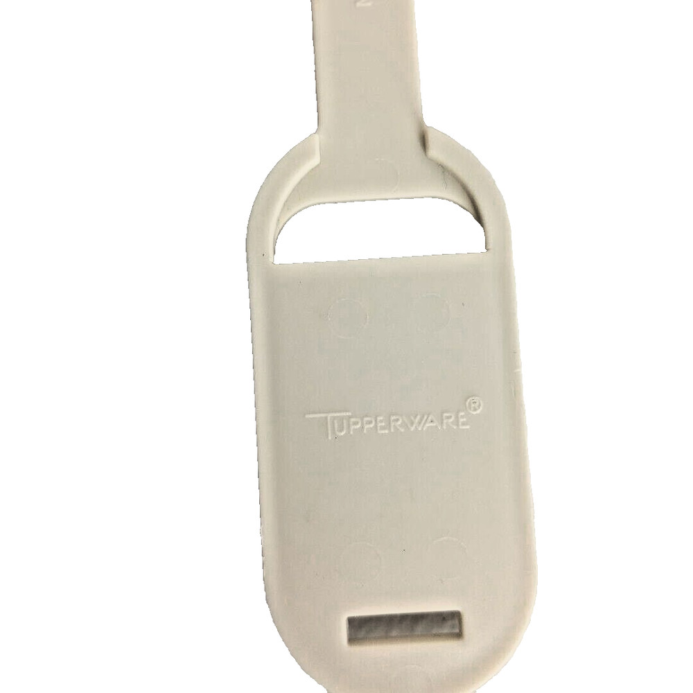 Vintage Tupperware Tan Luggage Replacement Tag Plastic Travel Suitcase Tag EUC