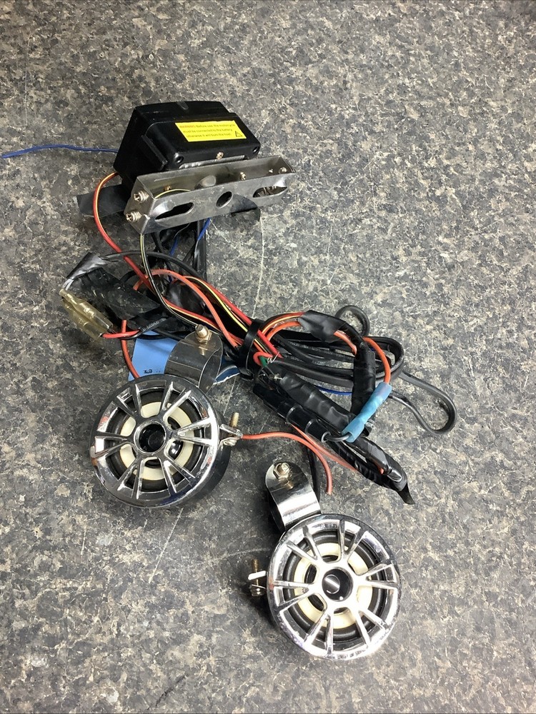 2003 Honda Shadow VT Speakers & Controller 720