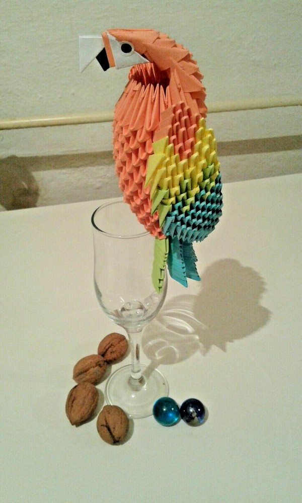3D origami Parrots