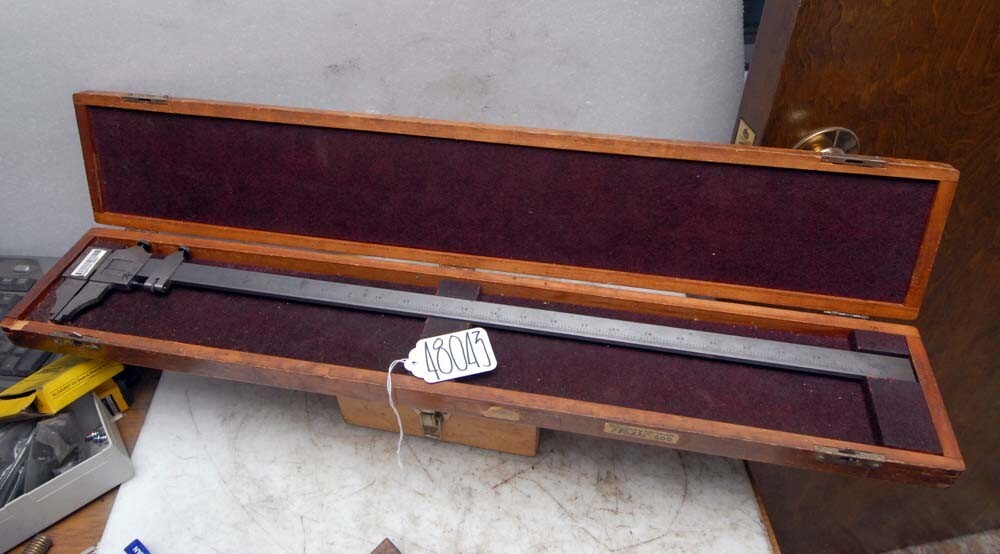 Starrett 24" vernier caliper (inv 48043)