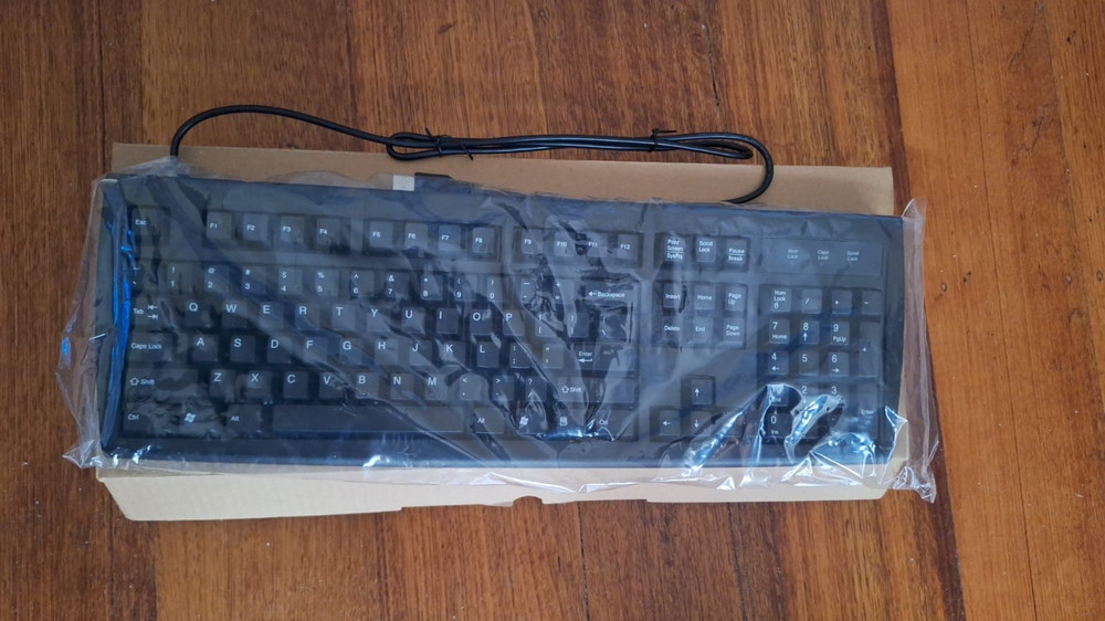 IPEX KU-2971 Vintage Universal Compatibility USB Numeric Keypad Keyboard - Black