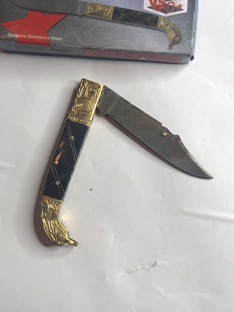 Valley Forge 4.5” CLSD Damascus Horn Handle