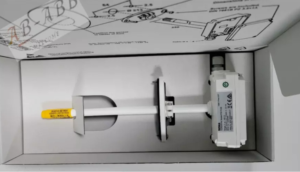 VAISALA instrument on-line thermometer sensor TMD82