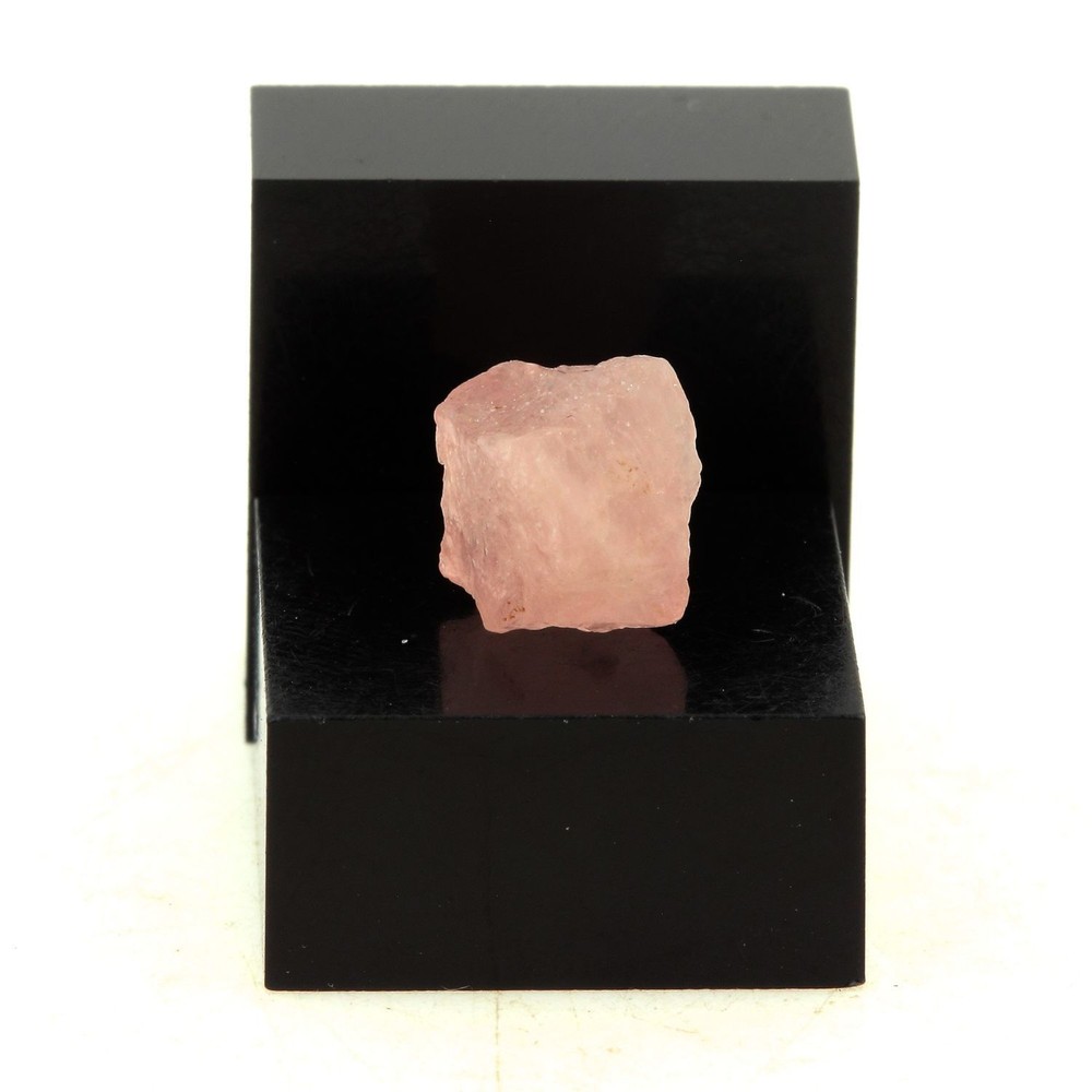 Morganite. 4.30 Ct. Africa.