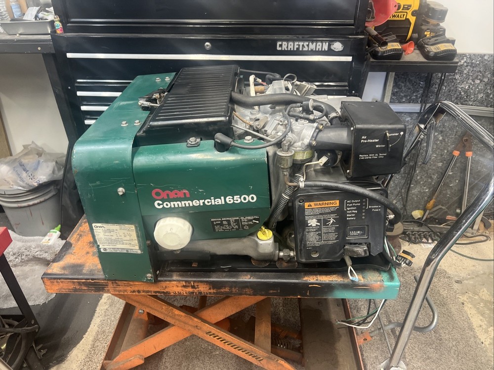 ONAN COMMERCIAL 6500 WATTS GENERATOR (Needs Work)