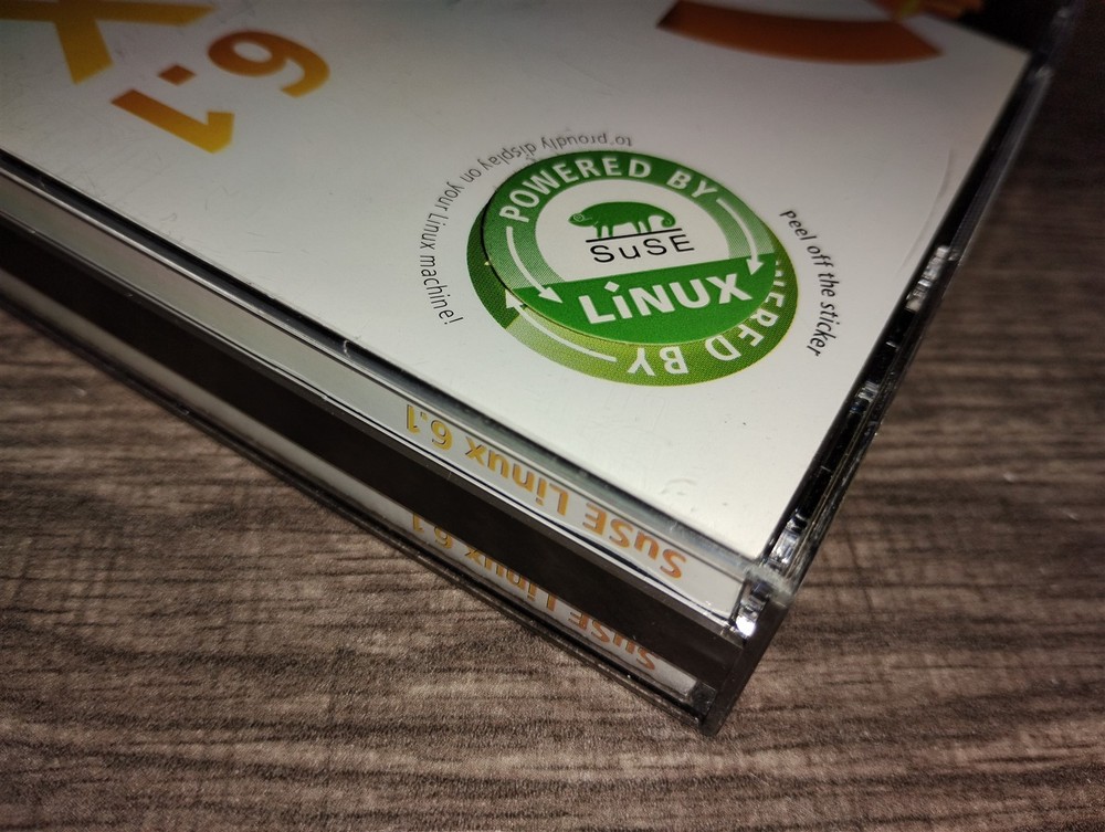 SuSE Linux 6.1 Operating System Software PC CD-ROM 5-disc Set Installation 1999